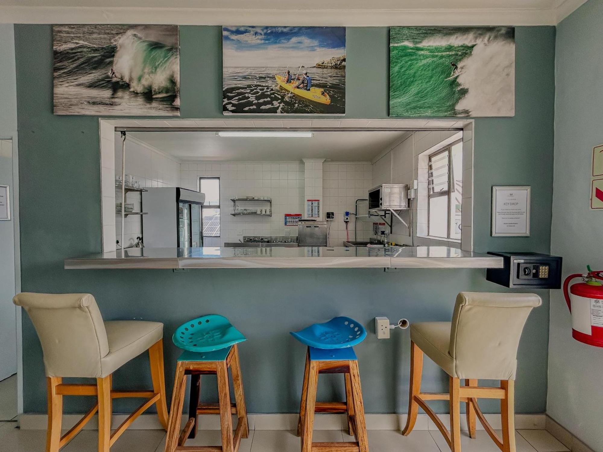 Zzzone Boutique Hostel Херманус Экстерьер фото